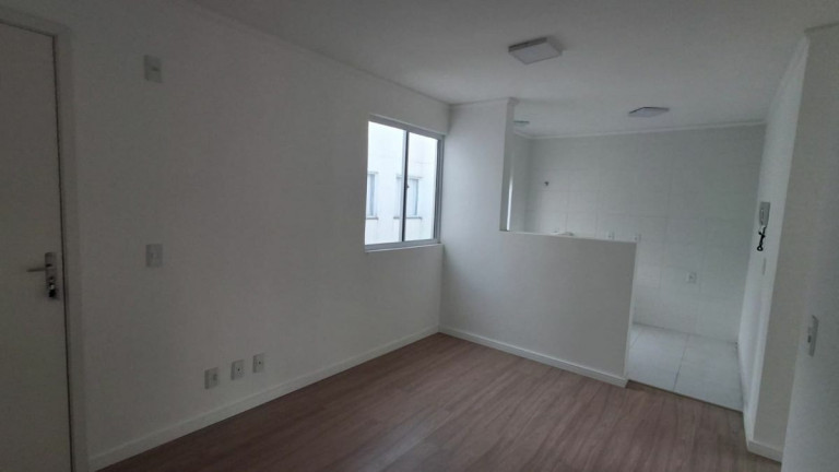 Imagem Apartamento com 2 Quartos à Venda, 45 m² em Jardim Itaqui - Campo Largo Imagem Apartamento com 2 Quartos à Venda, 45 m² em Jardim Itaqui - Campo Largo