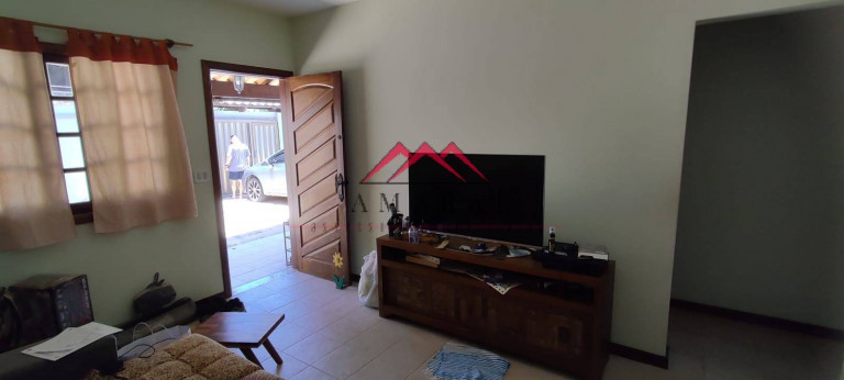 Imagem Casa com 3 Quartos à Venda, 240 m² em Praia De Itaipuacu (itaipuacu) - Maricá Imagem Casa com 3 Quartos à Venda, 240 m² em Praia De Itaipuacu (itaipuacu) - Maricá