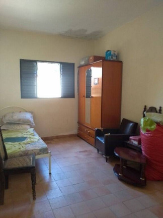 Imagem Casa com 3 Quartos à Venda, 200 m² em Vila São José - Taubaté