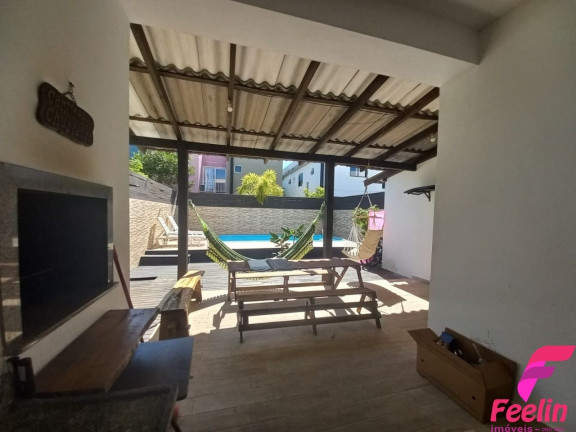 Imagem Casa com 3 Quartos à Venda, 124 m² em Ribeirão Da Ilha - Florianópolis Imagem Casa com 3 Quartos à Venda, 124 m² em Ribeirão Da Ilha - Florianópolis