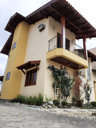 Imagem Sobrado com 3 Quartos à Venda, 590 m² em Centro - Tijucas Imagem Sobrado com 3 Quartos à Venda, 590 m² em Centro - Tijucas
