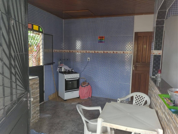 Imagem Casa com 3 Quartos à Venda, 450 m² em Flores - Manaus Imagem Casa com 3 Quartos à Venda, 450 m² em Flores - Manaus
