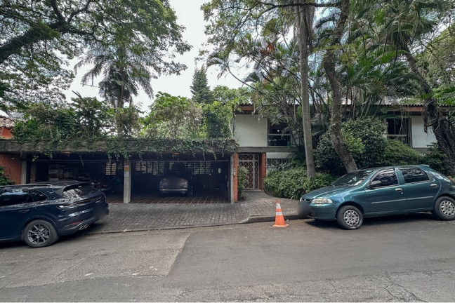 Imagem Casa com 4 Quartos à Venda, 490 m² em Cidade Jardim - São Paulo Imagem Casa com 4 Quartos à Venda, 490 m² em Cidade Jardim - São Paulo