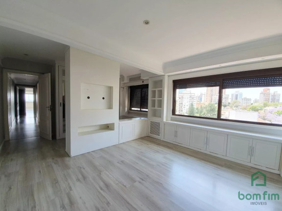 Imagem Apartamento com 3 Quartos à Venda, 230 m² em São João - Porto Alegre Imagem Apartamento com 3 Quartos à Venda, 230 m² em São João - Porto Alegre