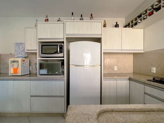 Imagem Casa com 3 Quartos à Venda, 295 m² em Coqueiros - Florianópolis