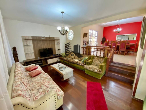 Imagem Casa com 5 Quartos à Venda, 300 m² em Ouro Preto - Belo Horizonte Imagem Casa com 5 Quartos à Venda, 300 m² em Ouro Preto - Belo Horizonte