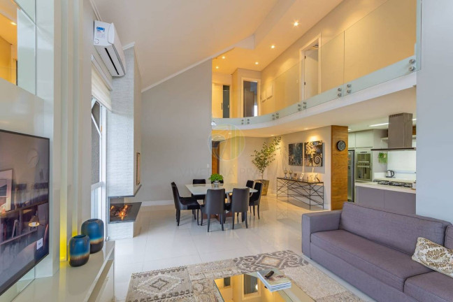 Imagem Casa com 3 Quartos à Venda, 380 m² em Camboriú Imagem Casa com 3 Quartos à Venda, 380 m² em Camboriú