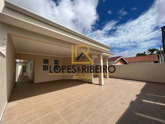 Imagem Casa com 5 Quartos à Venda, 390 m² em Centro - Botucatu Imagem Casa com 5 Quartos à Venda, 390 m² em Centro - Botucatu