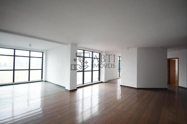 Imagem Apartamento com 3 Quartos à Venda, 237 m² em Real Parque - São Paulo