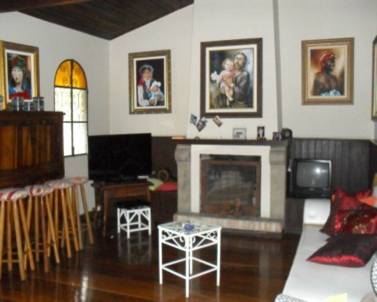 Imagem Casa com 9 Quartos à Venda, 100 m² em Agriões - Teresópolis Imagem Casa com 9 Quartos à Venda, 100 m² em Agriões - Teresópolis