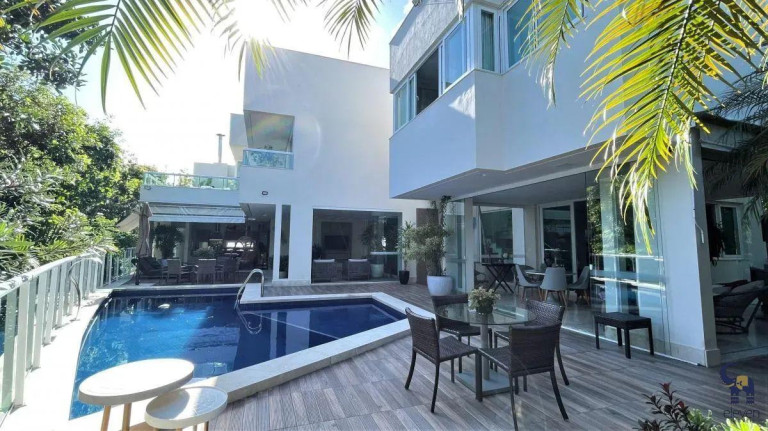 Imagem Casa com 6 Quartos à Venda, 965 m² em Alphaville I - Salvador Imagem Casa com 6 Quartos à Venda, 965 m² em Alphaville I - Salvador