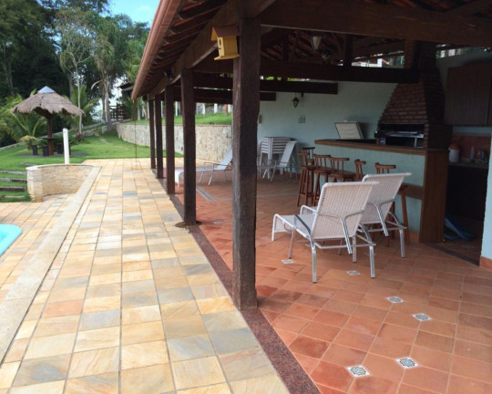 Imagem Imóvel com 2 Quartos à Venda, 5.500 m² em Graminha - Juiz De Fora