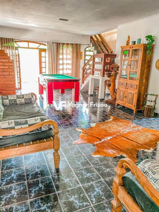 Imagem Imóvel com 4 Quartos à Venda, 410 m² em Vicente Nunes - Nazare Paulista Imagem Imóvel com 4 Quartos à Venda, 410 m² em Vicente Nunes - Nazare Paulista