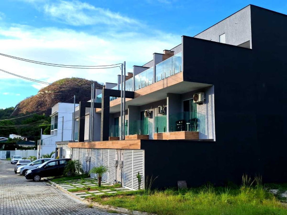 Imagem Casa com 3 Quartos à Venda, 400 m² em Jacarepaguá - Rio De Janeiro Imagem Casa com 3 Quartos à Venda, 400 m² em Jacarepaguá - Rio De Janeiro
