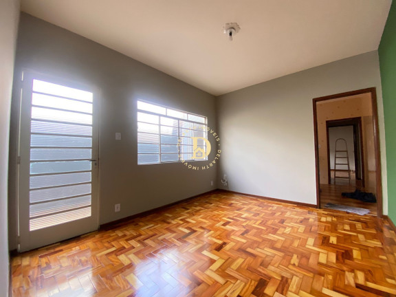 Imagem Casa com 2 Quartos à Venda, 97 m² em Parque Santo Antônio - Jacareí Imagem Casa com 2 Quartos à Venda, 97 m² em Parque Santo Antônio - Jacareí