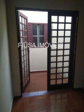 Imagem Sobrado com 3 Quartos à Venda,  em Vila Mariana - Ribeirão Preto