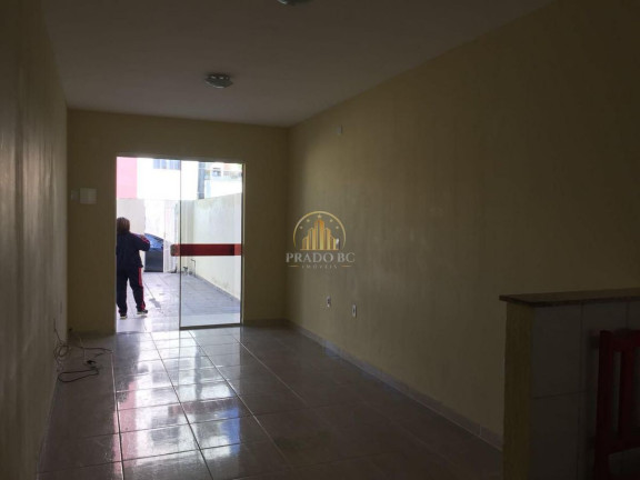 Imagem Casa com 2 Quartos à Venda, 71 m² em Santa Regina - Camboriú Imagem Casa com 2 Quartos à Venda, 71 m² em Santa Regina - Camboriú