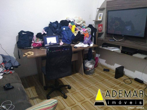Imagem Casa com 5 Quartos à Venda, 125 m² em Taboão - Diadema Imagem Casa com 5 Quartos à Venda, 125 m² em Taboão - Diadema
