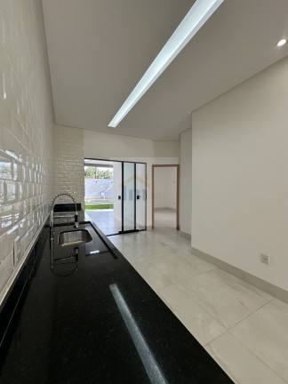 Imagem Casa com 3 Quartos à Venda, 160 m² em Jardim Helvécia - Aparecida De Goiânia