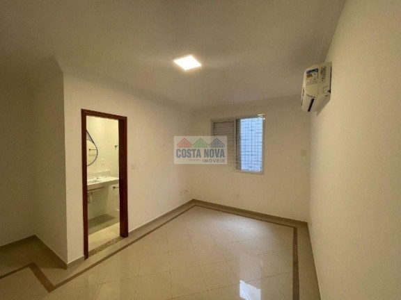 Imagem Casa com 4 Quartos à Venda, 192 m²