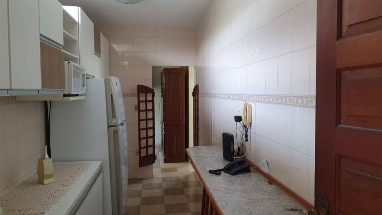 Imagem Casa com 3 Quartos à Venda, 360 m² em Flamengo - Contagem
