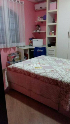 Imagem Casa com 4 Quartos à Venda, 337 m² em Utinga - Santo André Imagem Casa com 4 Quartos à Venda, 337 m² em Utinga - Santo André