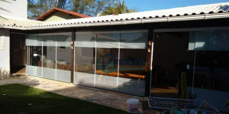 Imagem Casa com 6 Quartos à Venda, 330 m² em Unamar - Cabo Frio