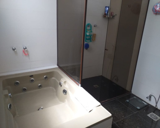 Imagem Imóvel com 5 Quartos à Venda, 200 m² em São Mateus - Juiz De Fora