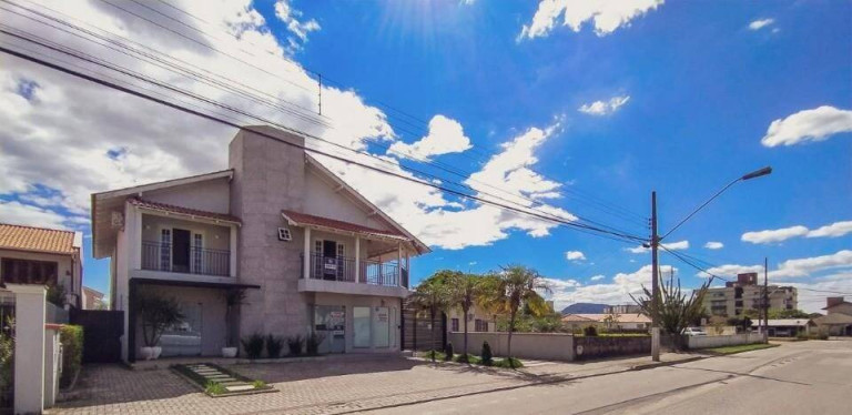 Imagem Casa com 3 Quartos à Venda, 825 m² em Universitário - Tijucas Imagem Casa com 3 Quartos à Venda, 825 m² em Universitário - Tijucas