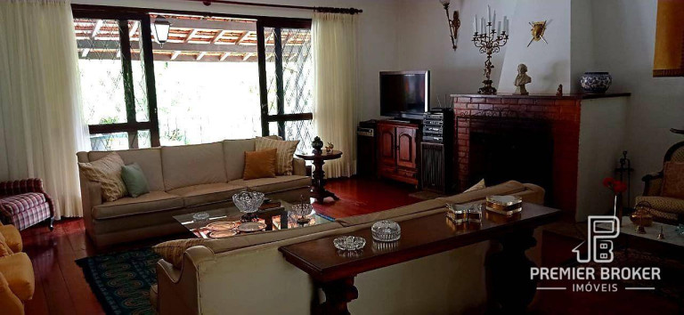 Imagem Casa com 4 Quartos à Venda, 230 m² em Alto - Teresópolis Imagem Casa com 4 Quartos à Venda, 230 m² em Alto - Teresópolis