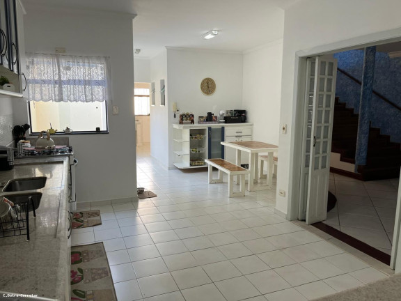 Imagem Sobrado com 3 Quartos à Venda, 330 m² em Vila Alice - Santo André Imagem Sobrado com 3 Quartos à Venda, 330 m² em Vila Alice - Santo André