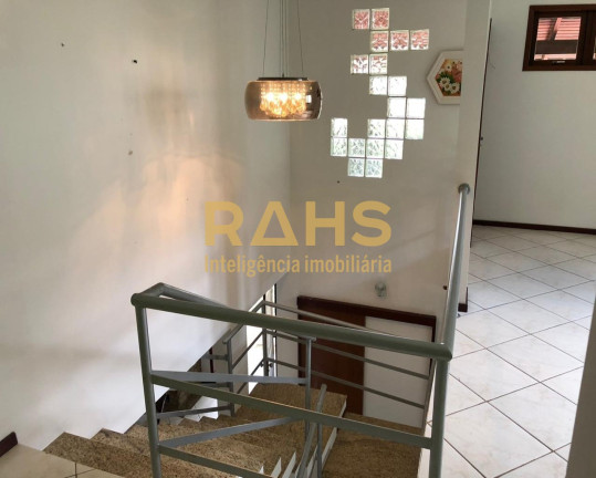 Imagem Casa com 3 Quartos à Venda, 208 m² em Anita Garibaldi - Joinville