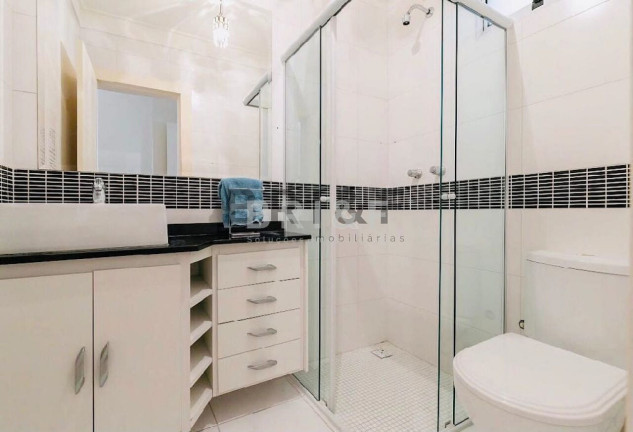 Imagem Casa com 4 Quartos à Venda, 260 m² em Brooklin - São Paulo Imagem Casa com 4 Quartos à Venda, 260 m² em Brooklin - São Paulo