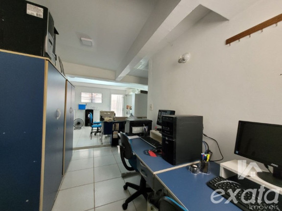 Imagem Casa com 3 Quartos para Alugar ou Temporada, 241 m² em Portal De Jacaraípe - Serra