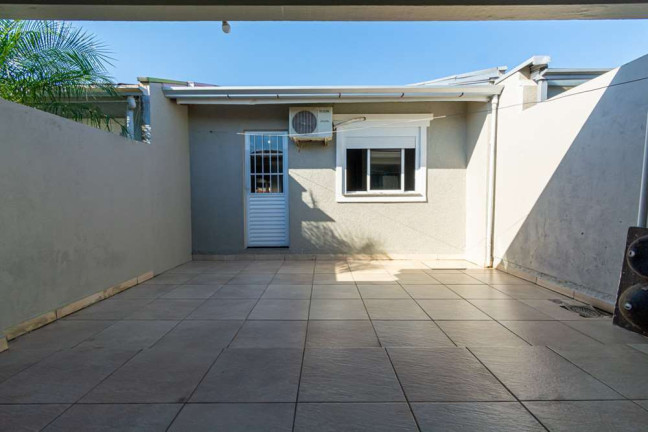 Imagem Casa com 2 Quartos à Venda, em São José - Canoas Imagem Casa com 2 Quartos à Venda, em São José - Canoas