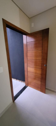 Imagem Casa com 3 Quartos à Venda, 119 m² em Iririú - Joinville