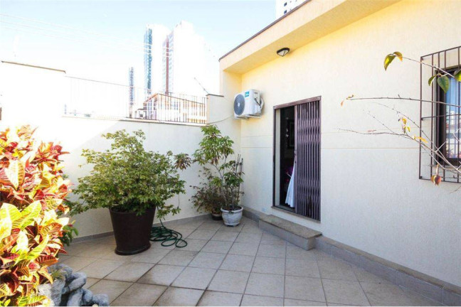Imagem Casa com 2 Quartos à Venda, 180 m² em São Paulo Imagem Casa com 2 Quartos à Venda, 180 m² em São Paulo