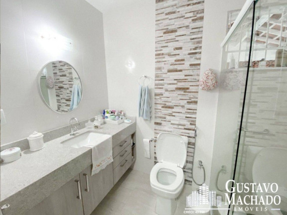 Imagem Casa com 3 Quartos à Venda, 313 m² em Vila Santa Cecília - Volta Redonda Imagem Casa com 3 Quartos à Venda, 313 m² em Vila Santa Cecília - Volta Redonda