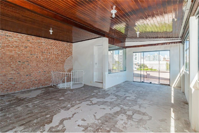 Imagem Imóvel com 2 Quartos à Venda, 111 m² em Passo Da Areia - Porto Alegre