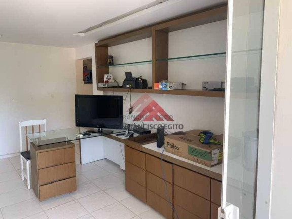 Imagem Casa com 4 Quartos à Venda, 360 m² em Itaipu - Niterói Imagem Casa com 4 Quartos à Venda, 360 m² em Itaipu - Niterói