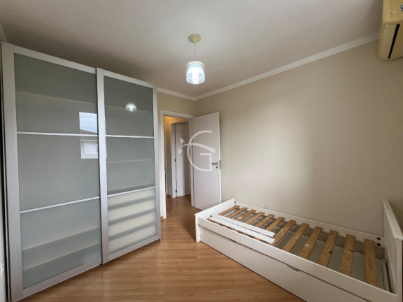 Imagem Casa com 3 Quartos à Venda,  em Bom Retiro - Joinville