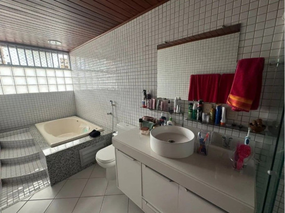 Imagem Casa com 4 Quartos à Venda, 220 m² em Piatã - Salvador