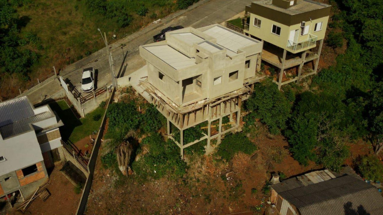 Imagem Casa com 3 Quartos à Venda, 100 m² em Nações - Concórdia Imagem Casa com 3 Quartos à Venda, 100 m² em Nações - Concórdia
