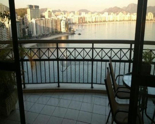Imagem Imóvel com 4 Quartos à Venda, 200 m² em Boa Viagem - Niterói Imagem Imóvel com 4 Quartos à Venda, 200 m² em Boa Viagem - Niterói