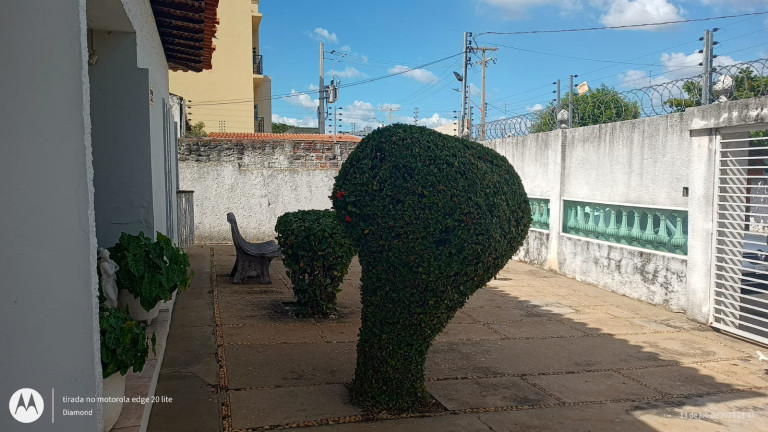 Imagem Casa com 4 Quartos à Venda, 127 m² em Cabral - Teresina Imagem Casa com 4 Quartos à Venda, 127 m² em Cabral - Teresina