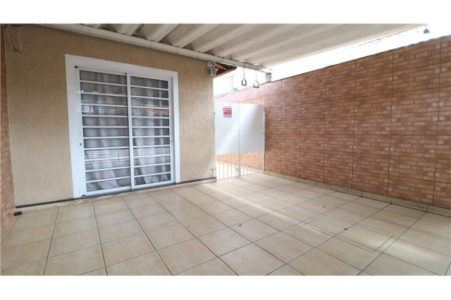 Imagem Casa com 2 Quartos à Venda, em Campo Limpo - São Paulo Imagem Casa com 2 Quartos à Venda, em Campo Limpo - São Paulo