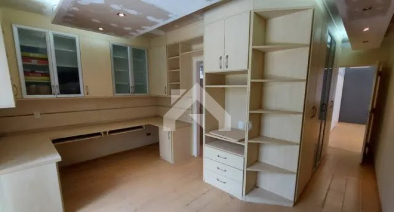 Imagem Casa de Condomínio com 4 Quartos à Venda, 288 m² em Alphaville - Santana De Parnaíba Imagem Casa de Condomínio com 4 Quartos à Venda, 288 m² em Alphaville - Santana De Parnaíba