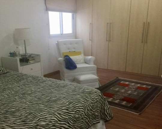Imagem Casa com 3 Quartos à Venda, 220 m² em Tamboré - Santana De Parnaíba Imagem Casa com 3 Quartos à Venda, 220 m² em Tamboré - Santana De Parnaíba