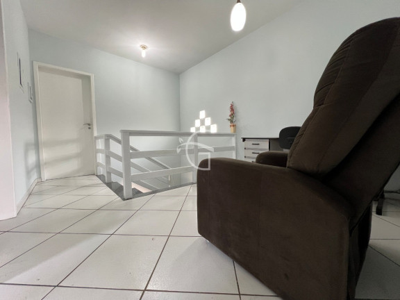 Imagem Sobrado com 3 Quartos à Venda, 230 m² em Boa Vista - Joinville Imagem Sobrado com 3 Quartos à Venda, 230 m² em Boa Vista - Joinville