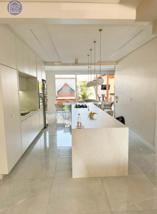 Imagem Casa com 3 Quartos à Venda, 224 m² em Ingleses Norte - Florianópolis